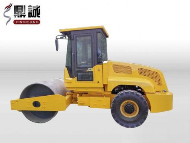 點擊查看詳細信息<br>標題：6噸單鋼輪振動壓路機 閱讀次數：13410