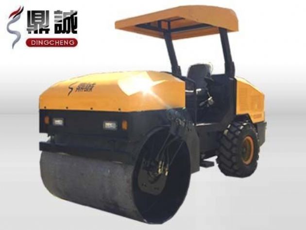 點擊查看詳細信息<br>標題：4噸單鋼輪振動壓路機 閱讀次數：13719
